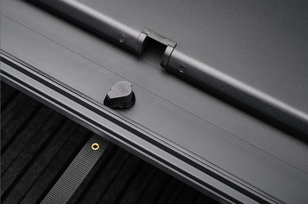 Roll and Lock A-Series XT Tonneau Cover